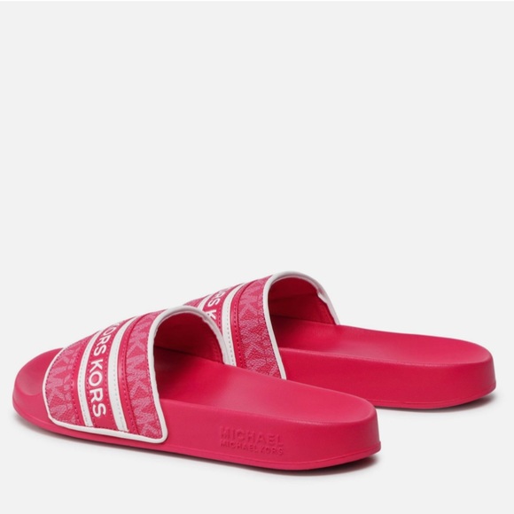 Gilmore Signature Logo Pool Slides - Picture 5 of 6